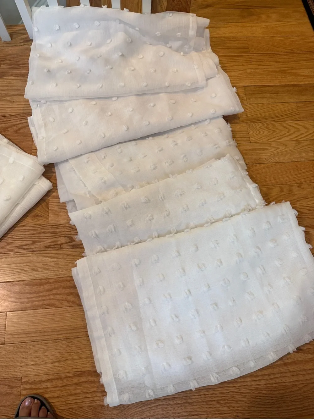 5 pieces Sheer Dot Textured Window Curtain Panel white color excellent condition